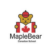 Mapple Bear relies on the work of Kaska to make a wooden playground for children