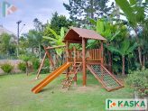 Playground Infantil em Madeira - Ref. 440 - Casa do Tarzan Simples com 2 Balanços - KASKA